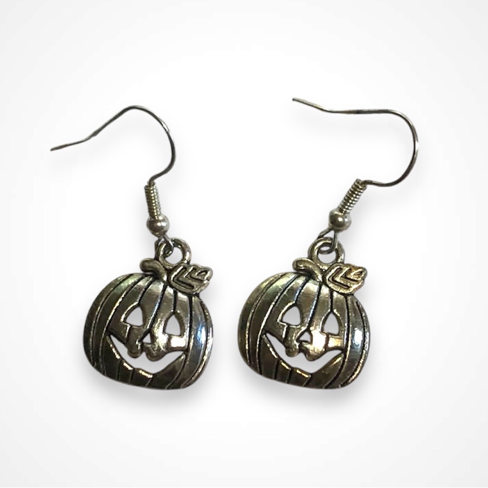 Pumpkin Smiley Spooky Halloween Silver Tone Dangle Earrings Fall